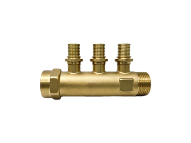 One-piece brass manifold